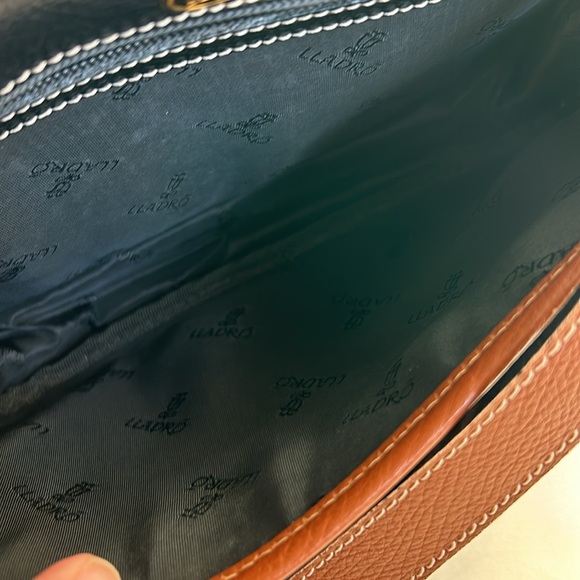 Lladro black and brown small adjustment strap crossbody leather bag purse - Picture 9 of 16